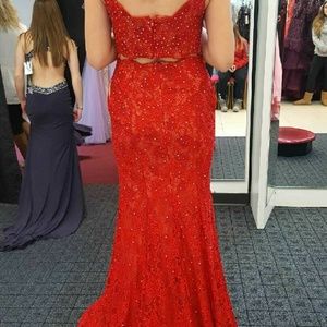 Red prom dress